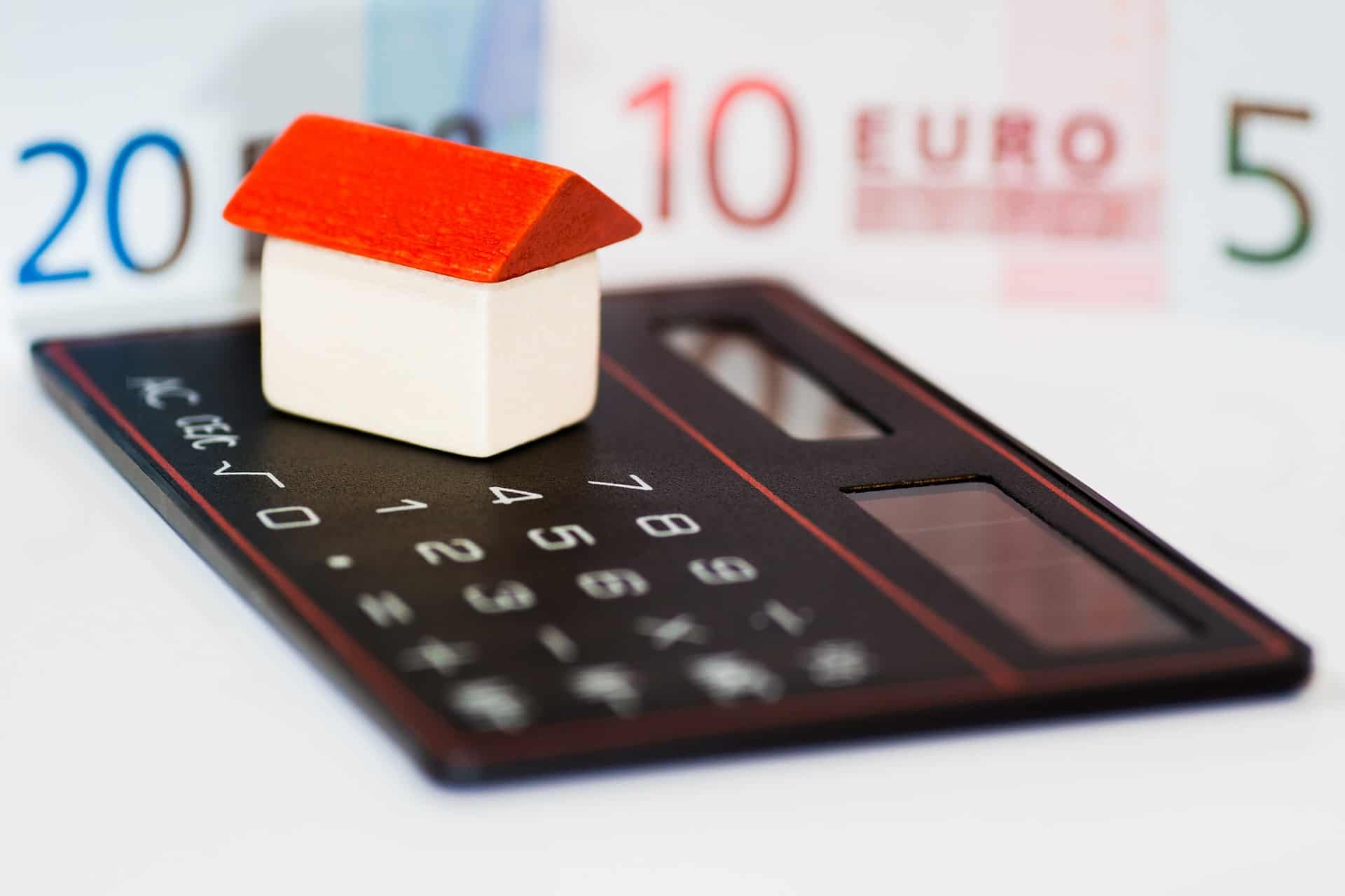 Cost of living Ireland: Homeowners can save €1,920 a year on mortgage with expert’s advice